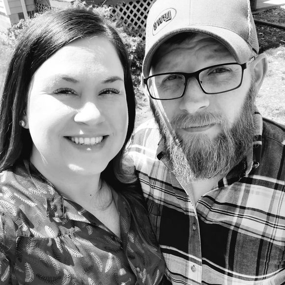 Meet your Posher, Tami - Picture 1 of 1